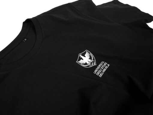 T-shirt nera - immagine 4